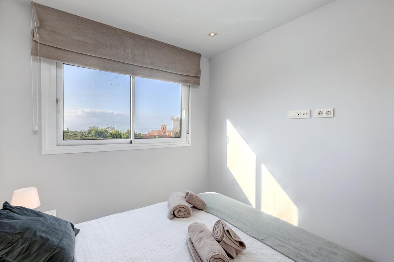Brand New With Pool And Sea View In Apartment *