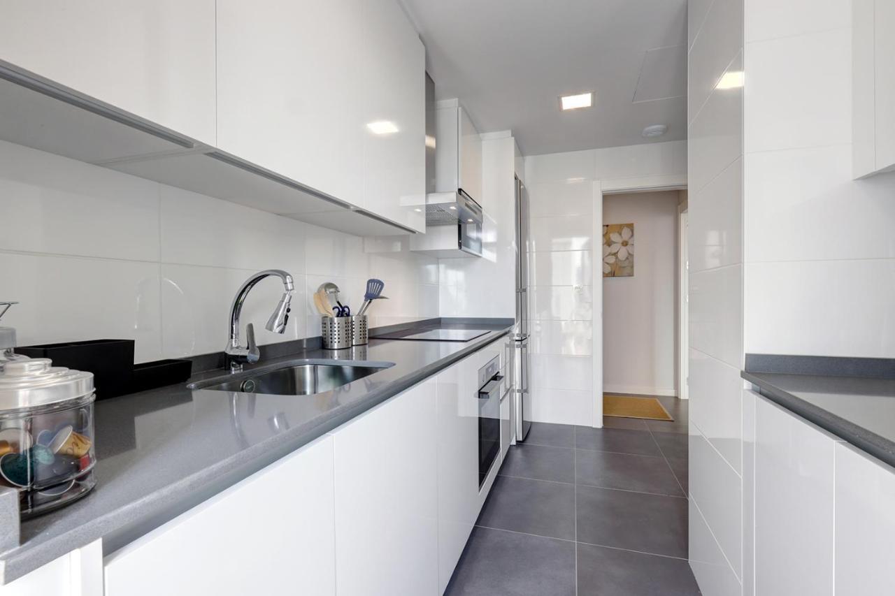 Apartment Brand New With Pool And Sea View In