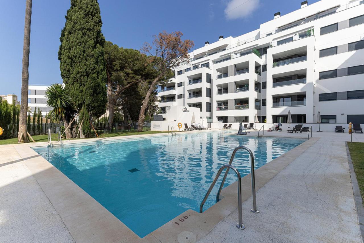 Apartment Brand New With Pool And Sea View In *