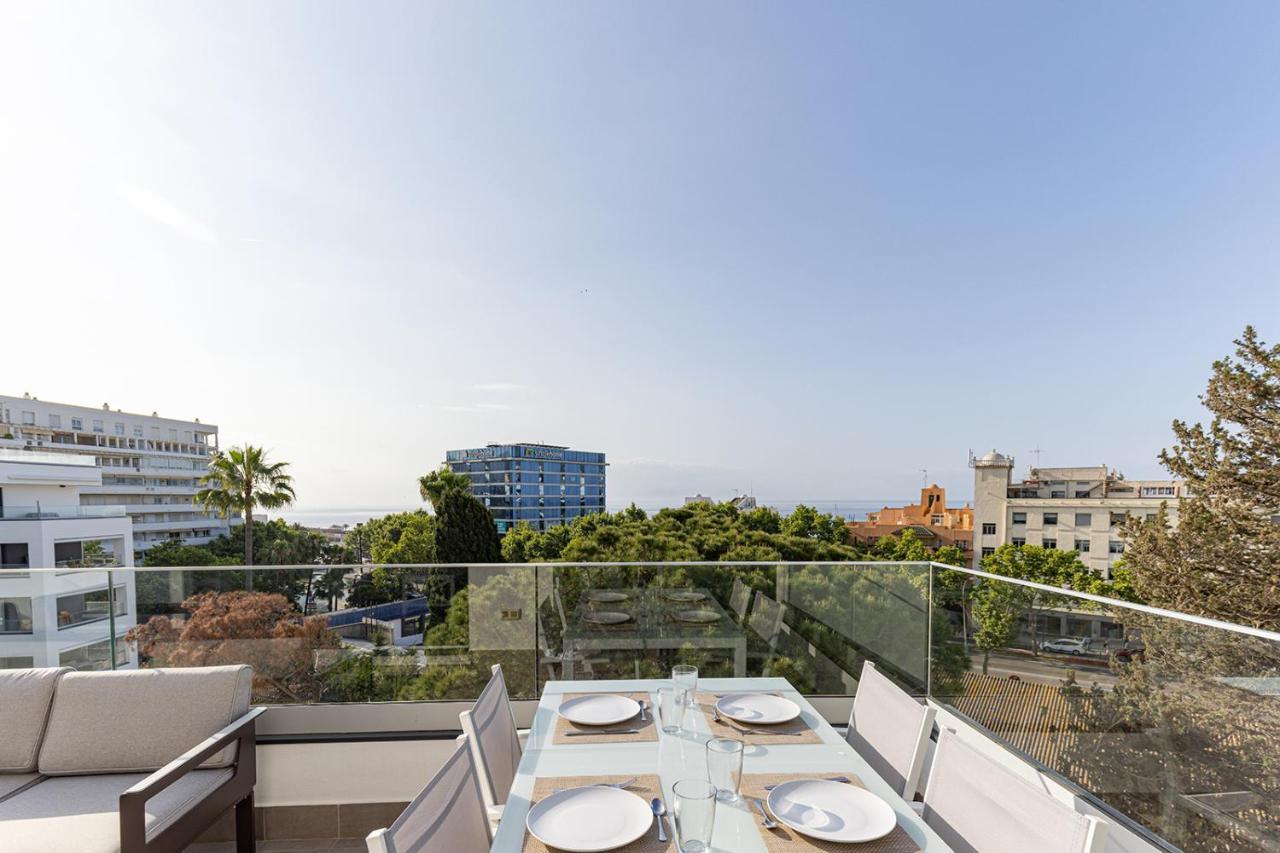 Brand New With Pool And Sea View In Apartment Marbella